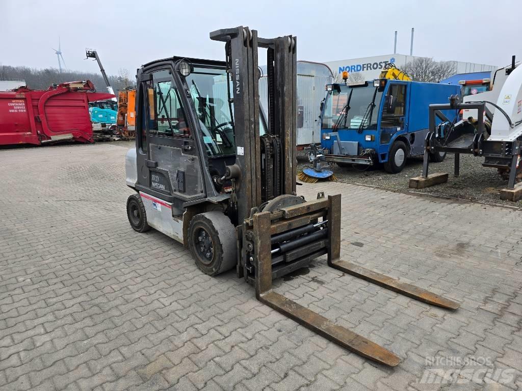 Nissan 30 YG1D2A30Q Dieselmotviktstruckar