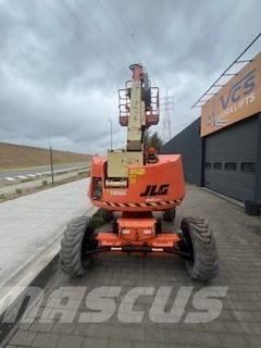 JLG 340 AJ Bomliftar