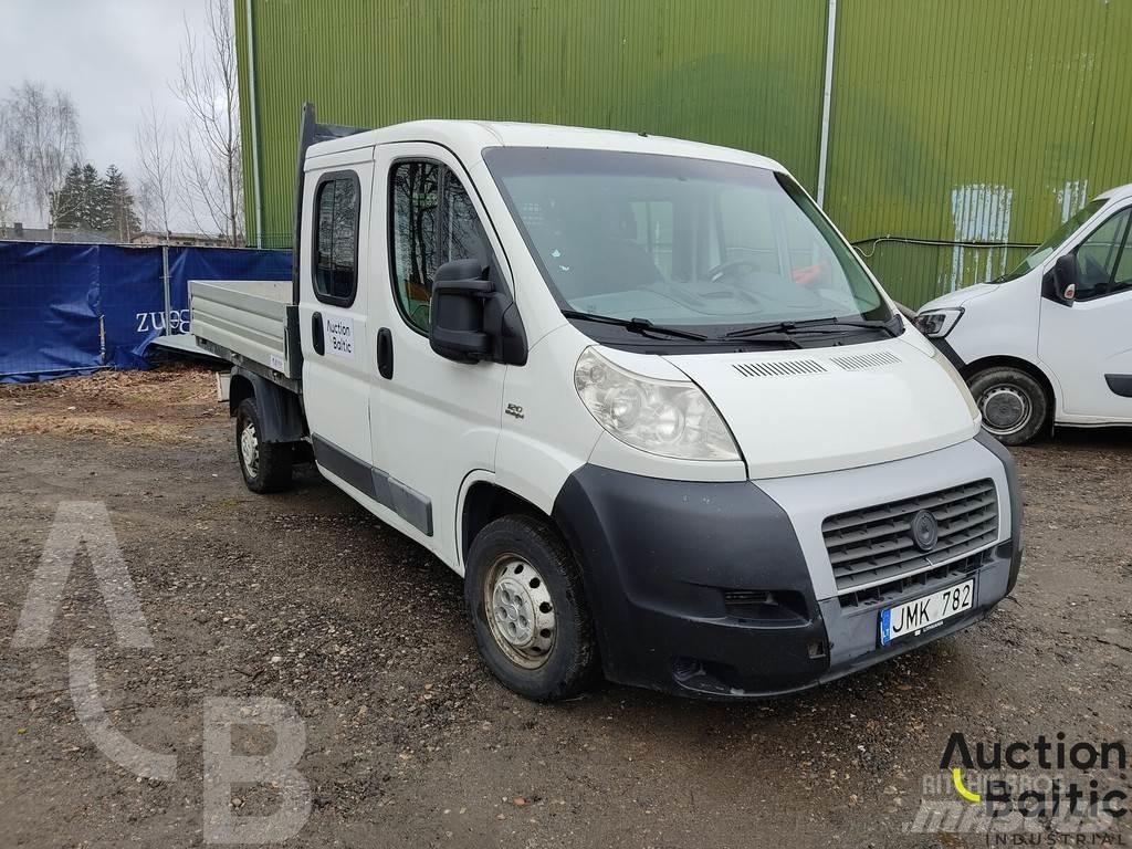 Fiat Ducato Flakbilar/Pickuper
