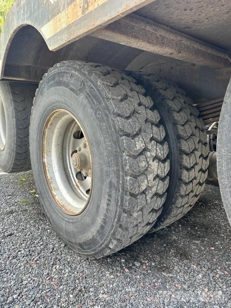Sisu E11 Transportbilar för Skogsmaskiner