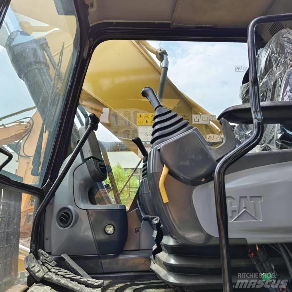 CAT 336D2 Bandgrävare