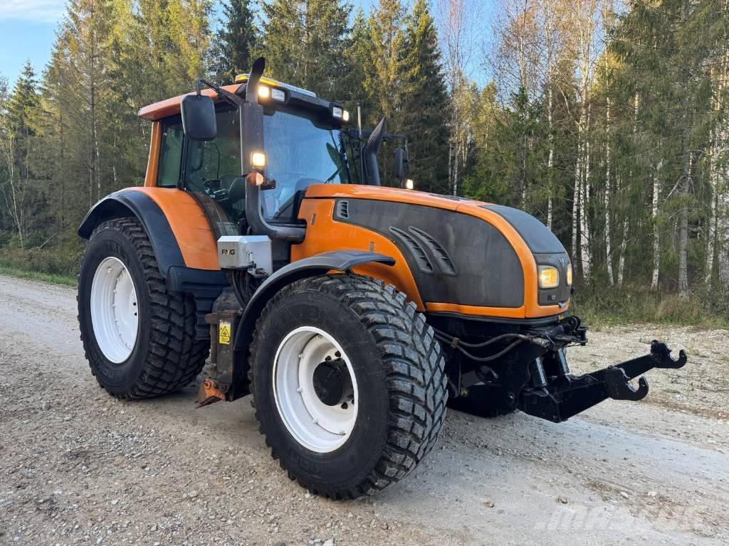Valtra T 202 Versu Traktorer