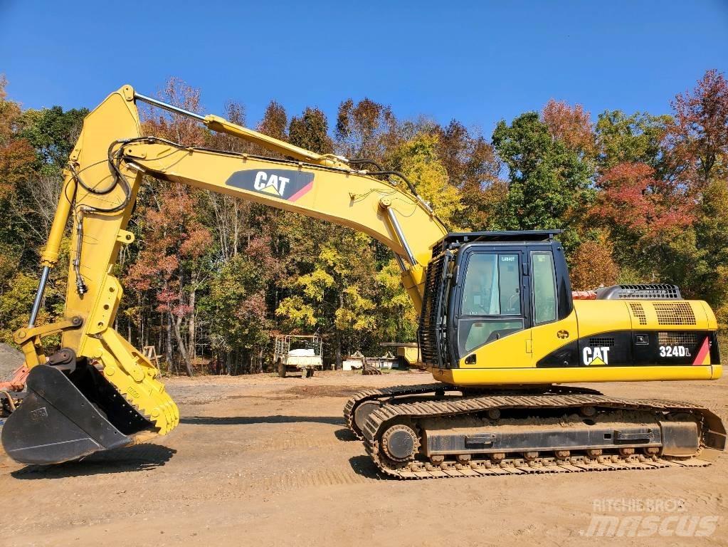 CAT 324D LC Bandgrävare