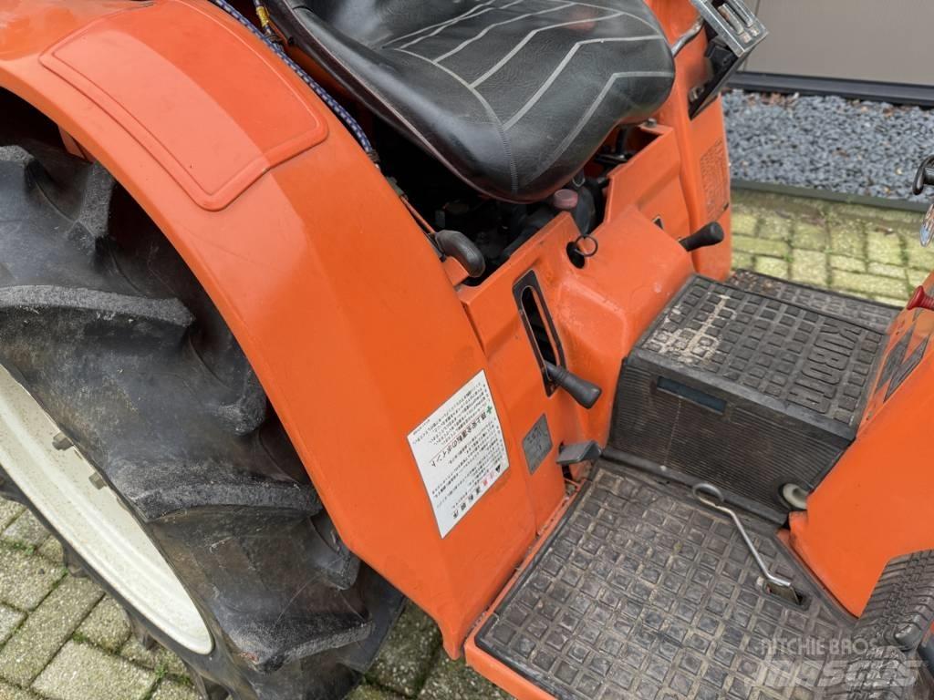 Kubota Bultra  B1-17 Traktorer