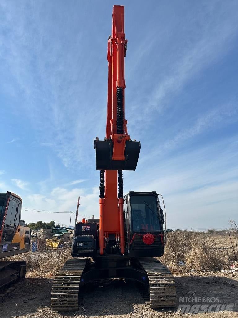 Hitachi ZX 200 Bandgrävare