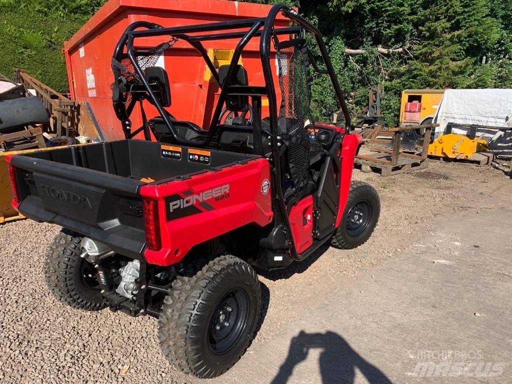 Honda Pioneer 520 Redskapsbärare
