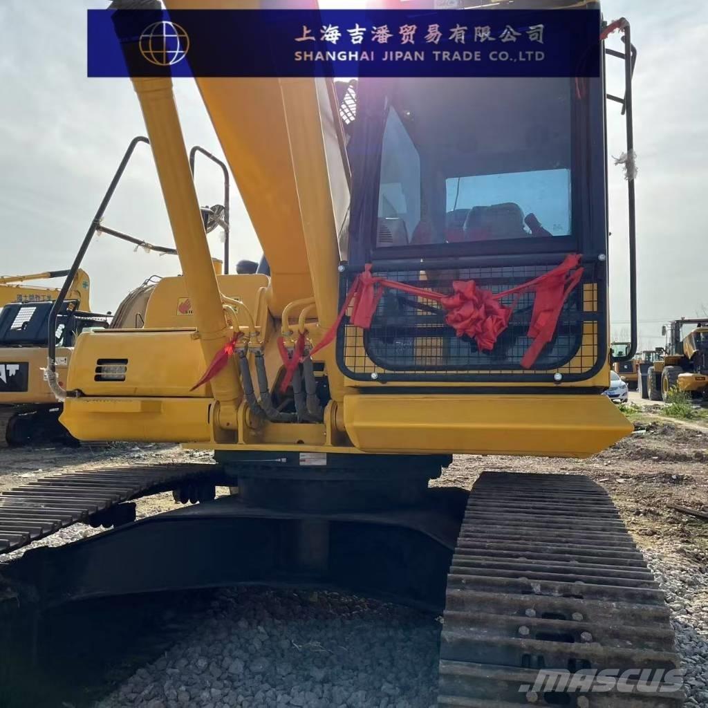 Komatsu PC 200-8 Bandgrävare