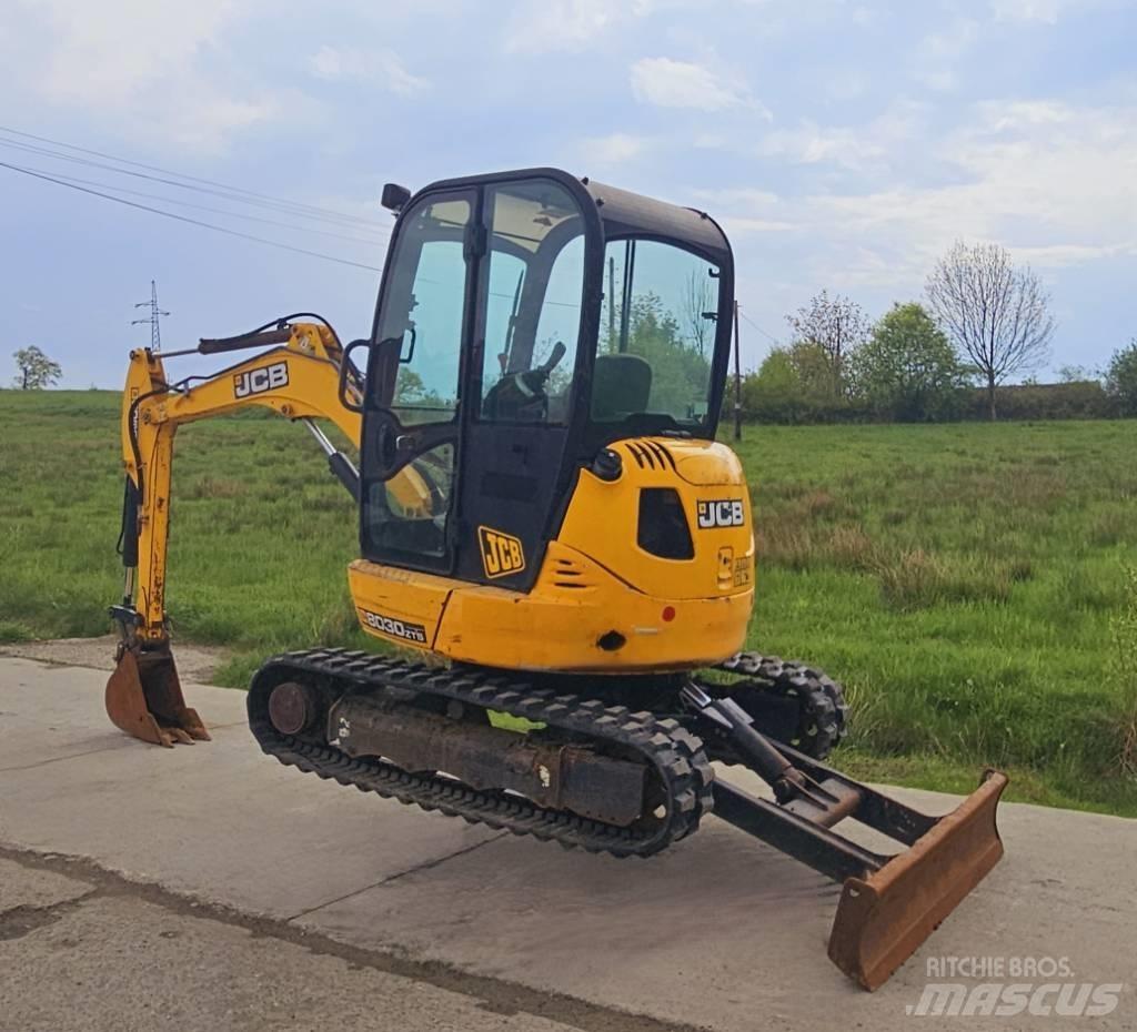 JCB 8030 ZTS Minigrävare < 7t