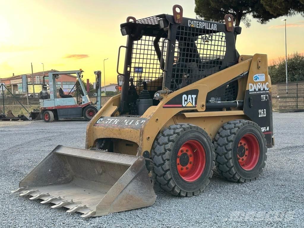 CAT 226BHF Minilastare