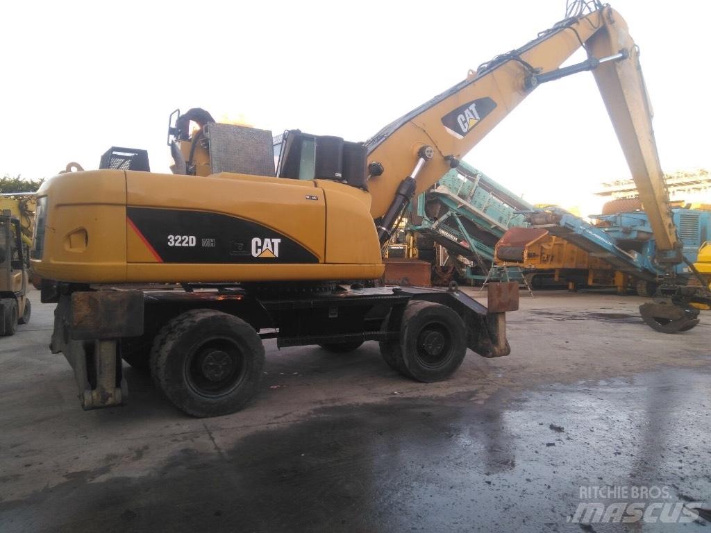 CAT M 322D MH Avfalls / industri hantering