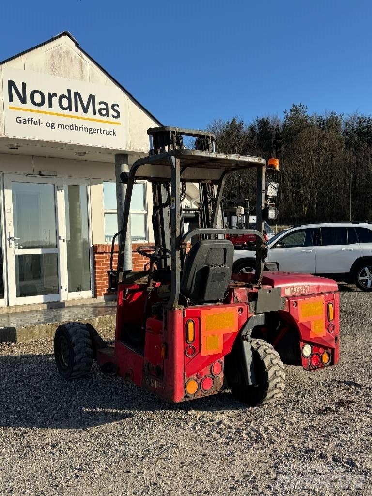 Moffett M4 25.3 Dieselmotviktstruckar