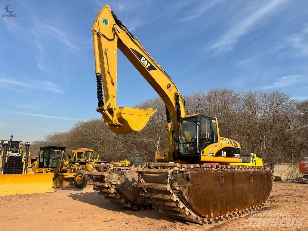 CAT 320 C L Amfibiska grävmaskiner