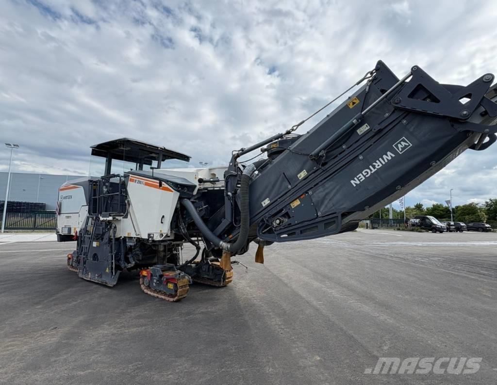 Wirtgen W 200 Fi Asfaltskallfräsmaskiner