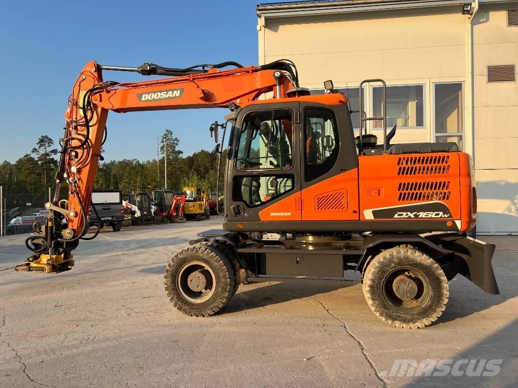 Doosan DX160W-5 Hjulgrävare