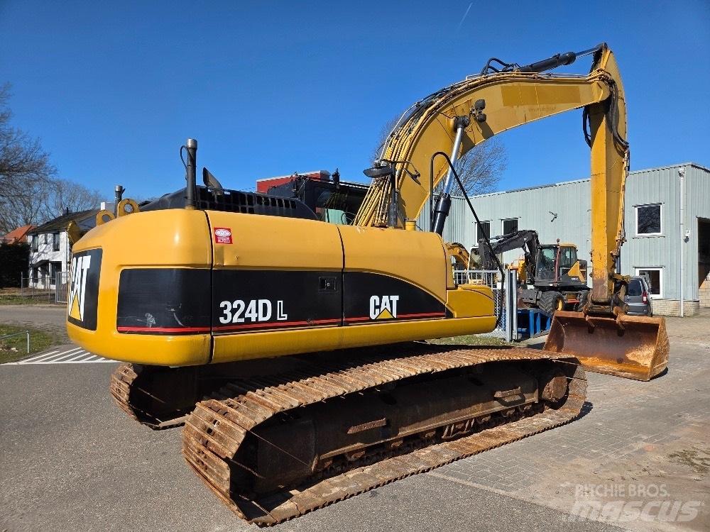 CAT 324DL Bandgrävare