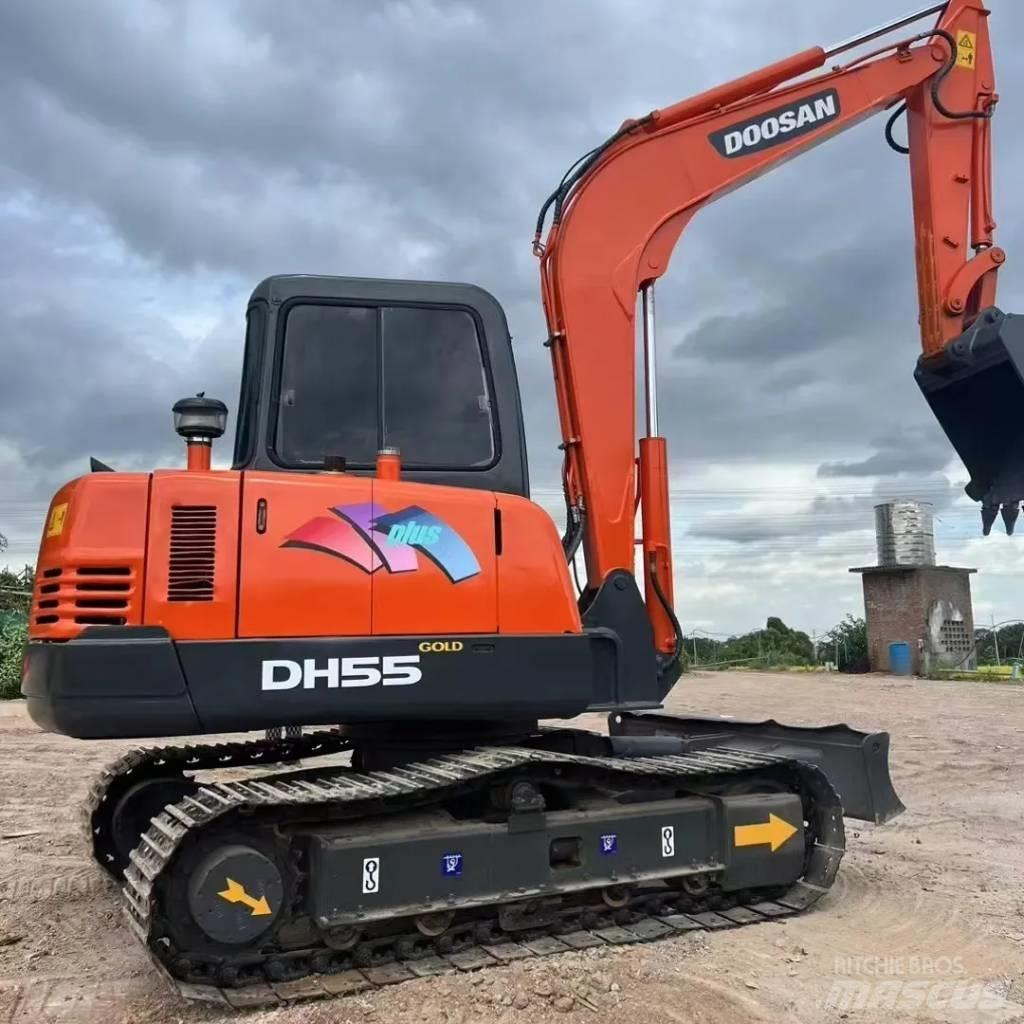 Doosan DH 55 Minigrävare < 7t