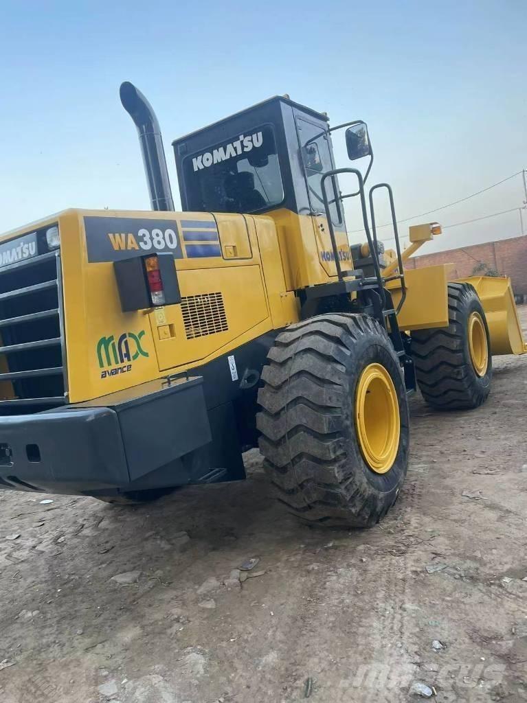 Komatsu WA 380 Hjullastare