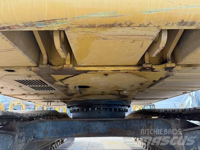 CAT 320 D L Bandgrävare