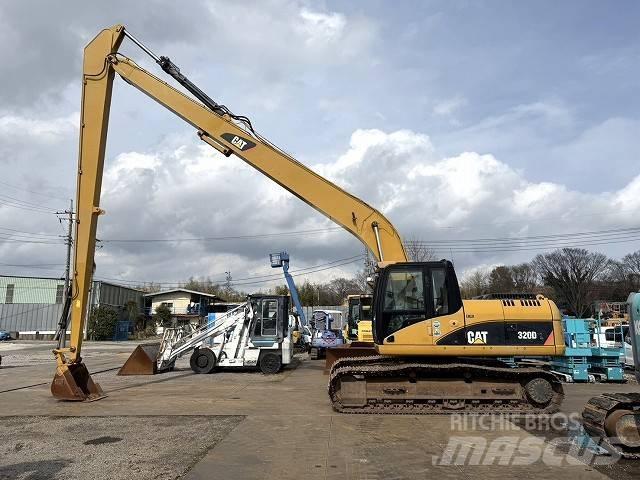 CAT 320 D L Bandgrävare