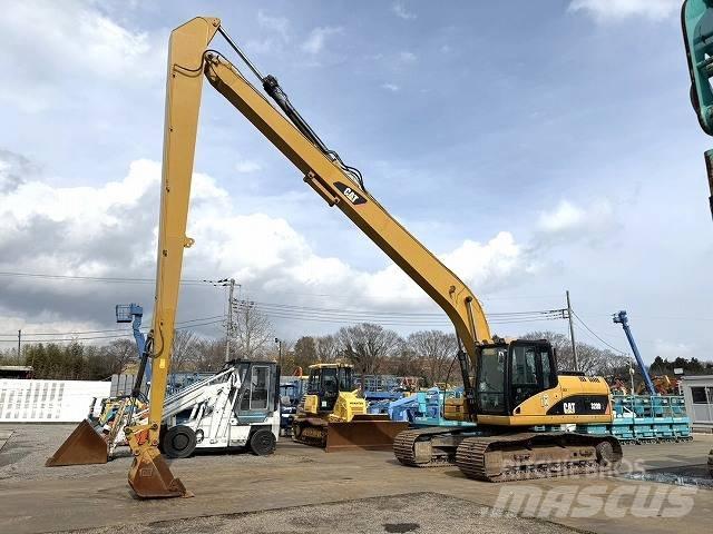 CAT 320 D L Bandgrävare