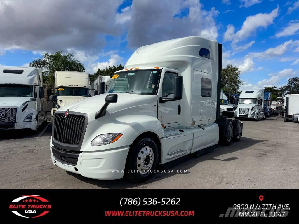 International LT Övriga bilar