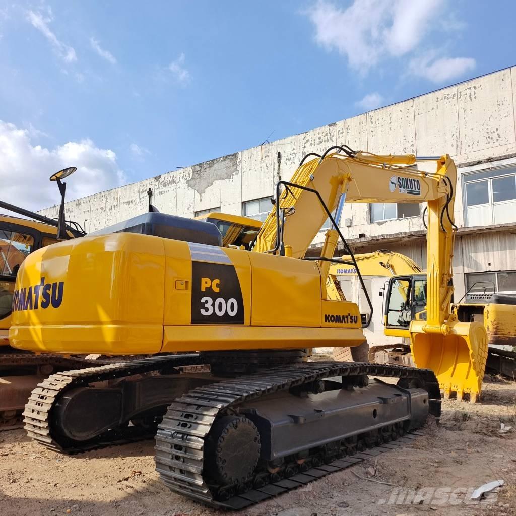Komatsu PC 300 Bandgrävare