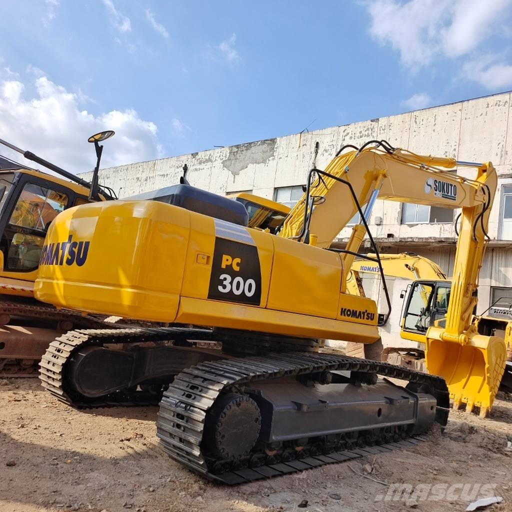 Komatsu PC 300 Bandgrävare