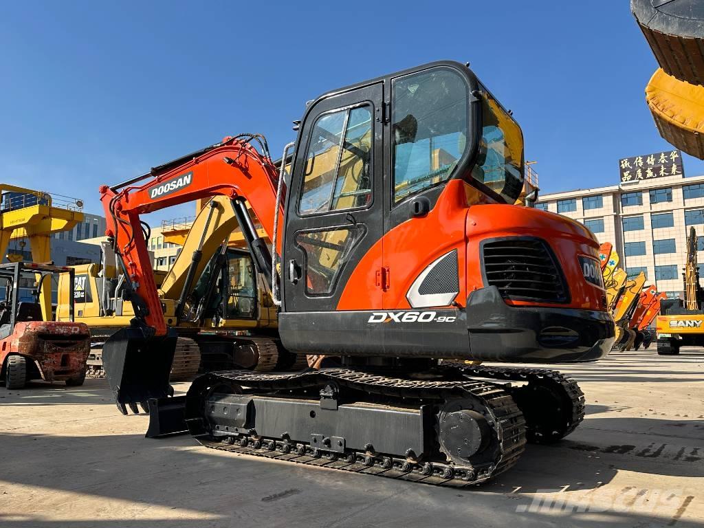 Doosan DX 60 Minigrävare < 7t