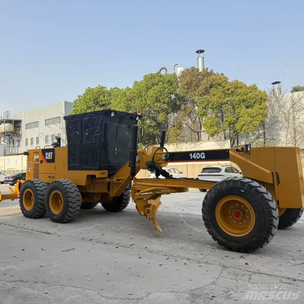 CAT 140 G Väghyvlar