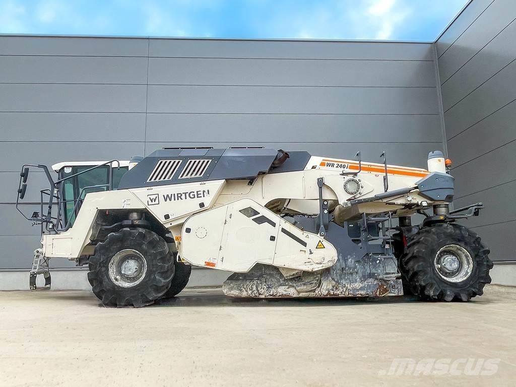 Wirtgen WR 240I Återvinningsmaskiner för asfalt
