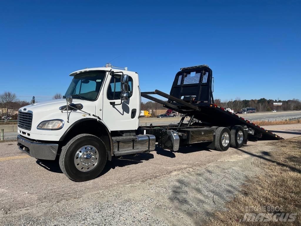 Freightliner M2 Bärgningsbilar