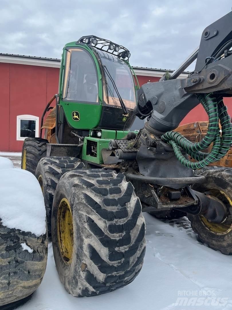 John Deere 1270G Skördare