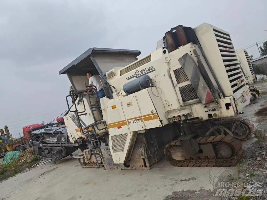 Wirtgen W2000 Asfaltskallfräsmaskiner