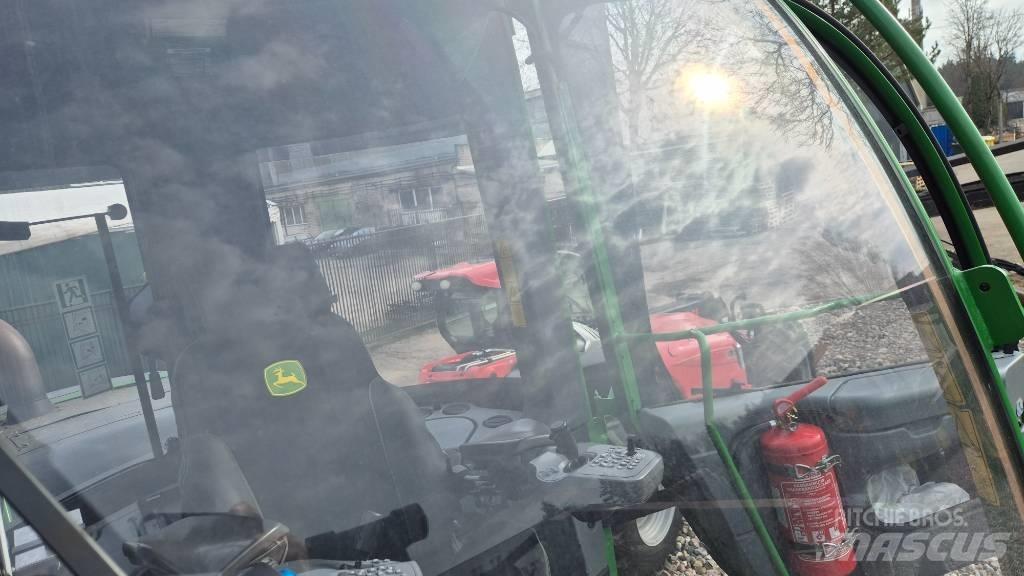 John Deere 1170 G Skördare