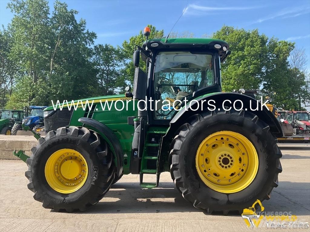 John Deere 7310 R Traktorer