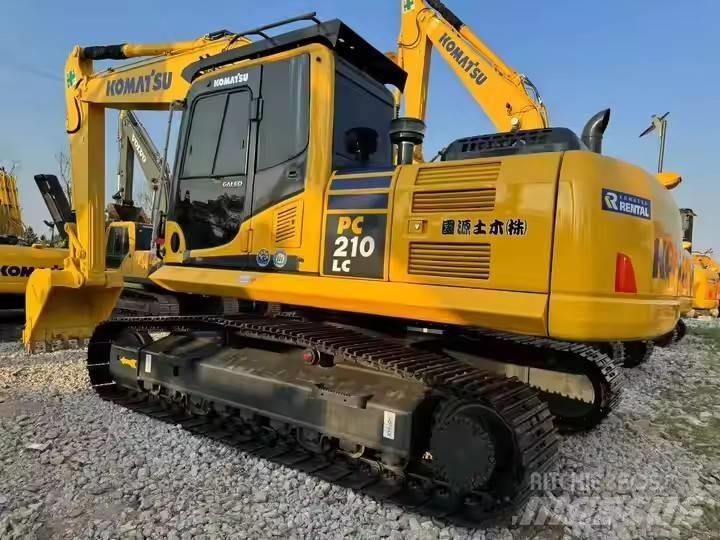 Komatsu PC210lc Bandgrävare