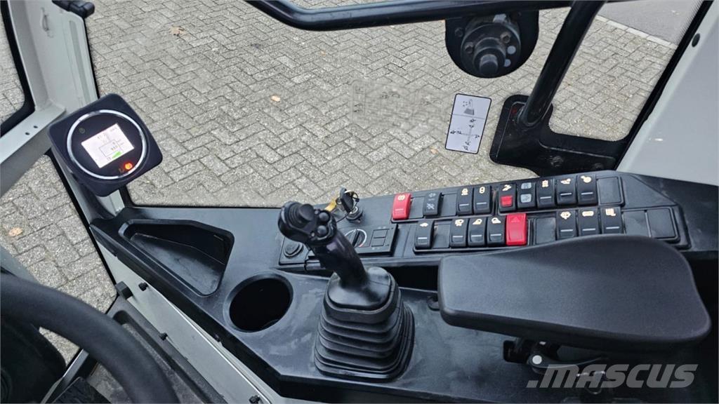 CLAAS Torion 535 Hjullastare