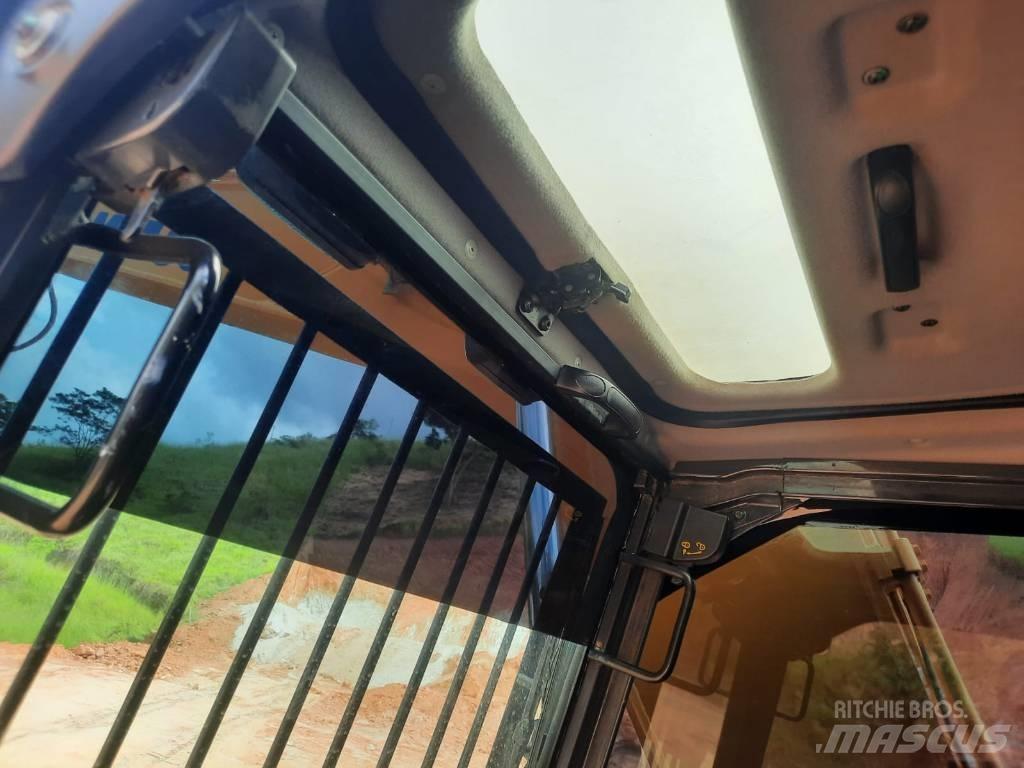 Komatsu PC130 Bandgrävare