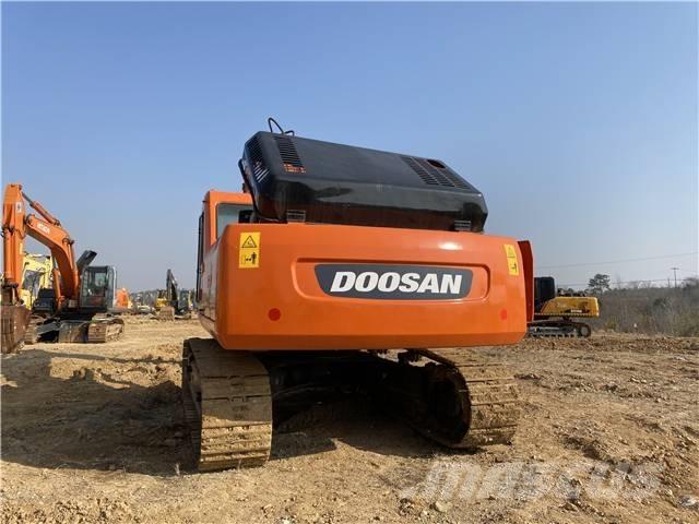 Doosan DH 300 Bandgrävare
