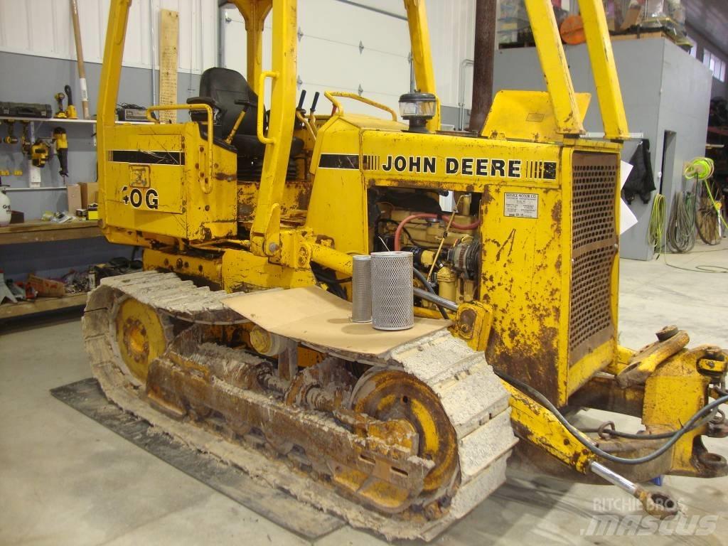 DEERE 450G Bandschaktare
