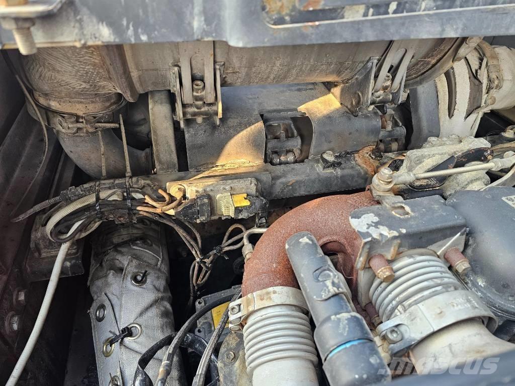 Doosan DX 380 LC-3 Bandgrävare