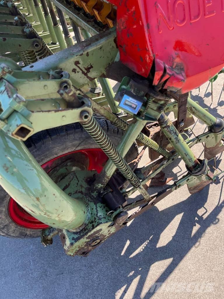 Nodet Zaaimachine Såmaskiner