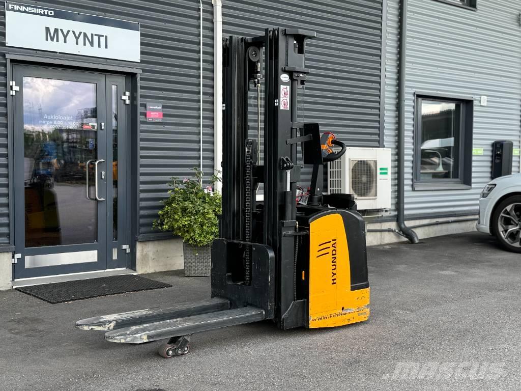 Hyundai 15ESR Staplare