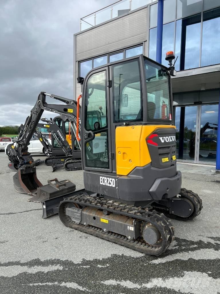 Volvo ECR 25 D Minigrävare < 7t