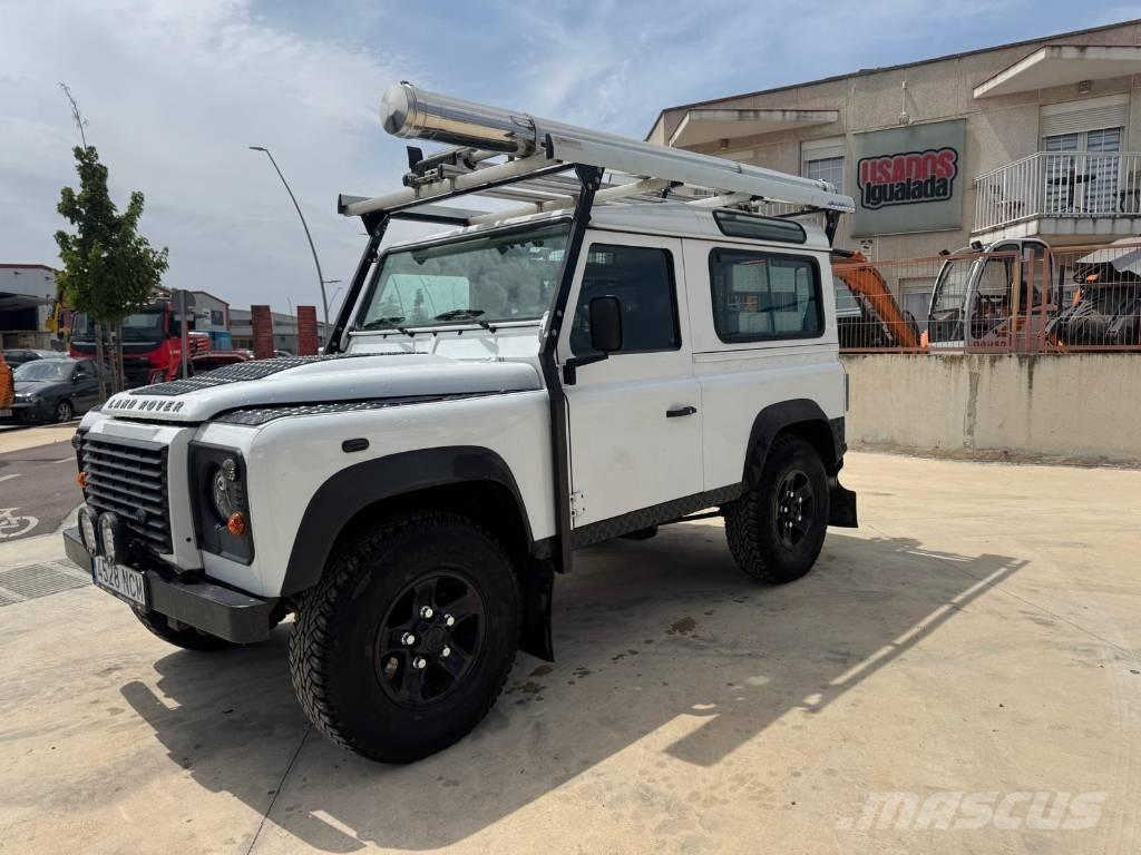Land Rover Defender Personbilar