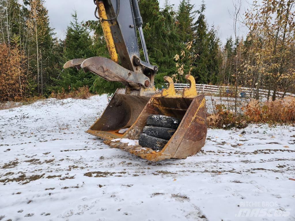 John Deere 350 G LC Bandgrävare