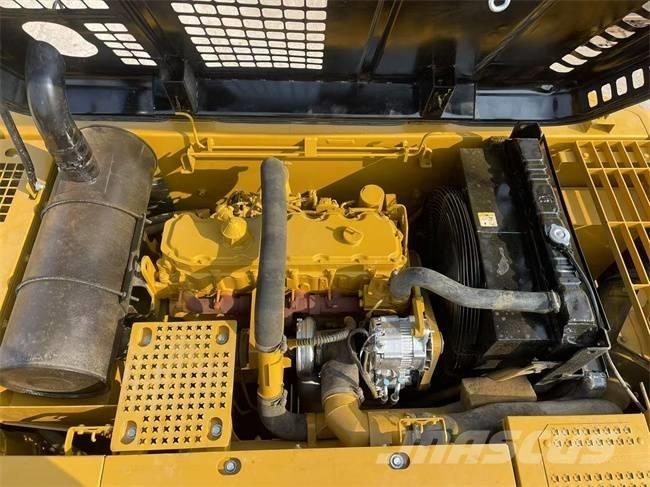 CAT 325 CL Bandgrävare