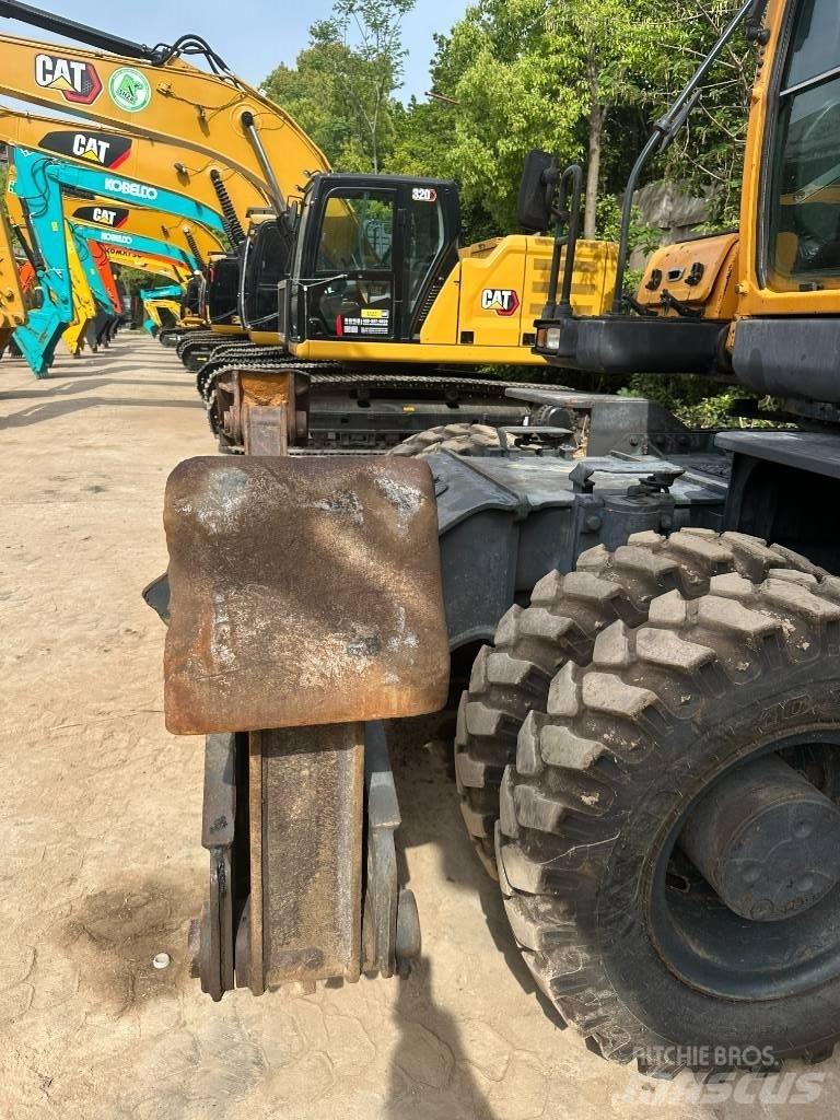 Hyundai R210W-9 Hjulgrävare