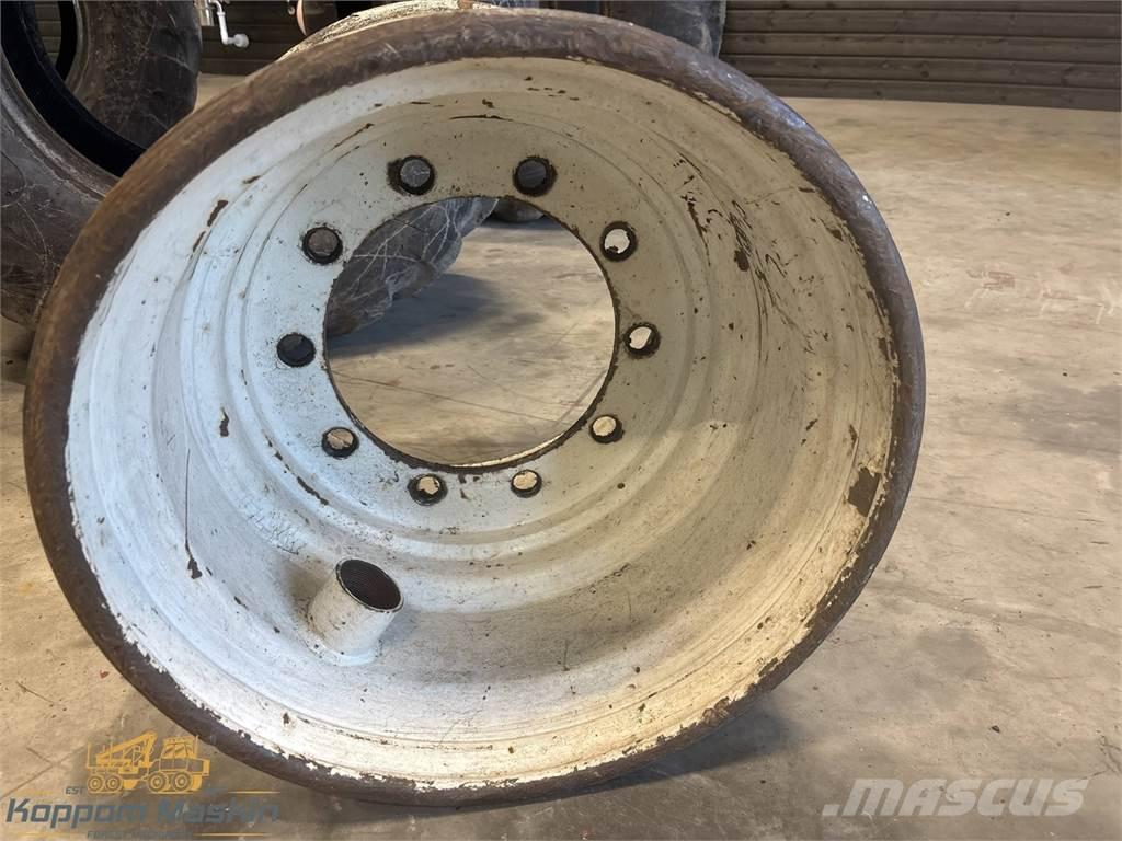 Gremo 950 20x22,5 Däck, hjul och fälgar