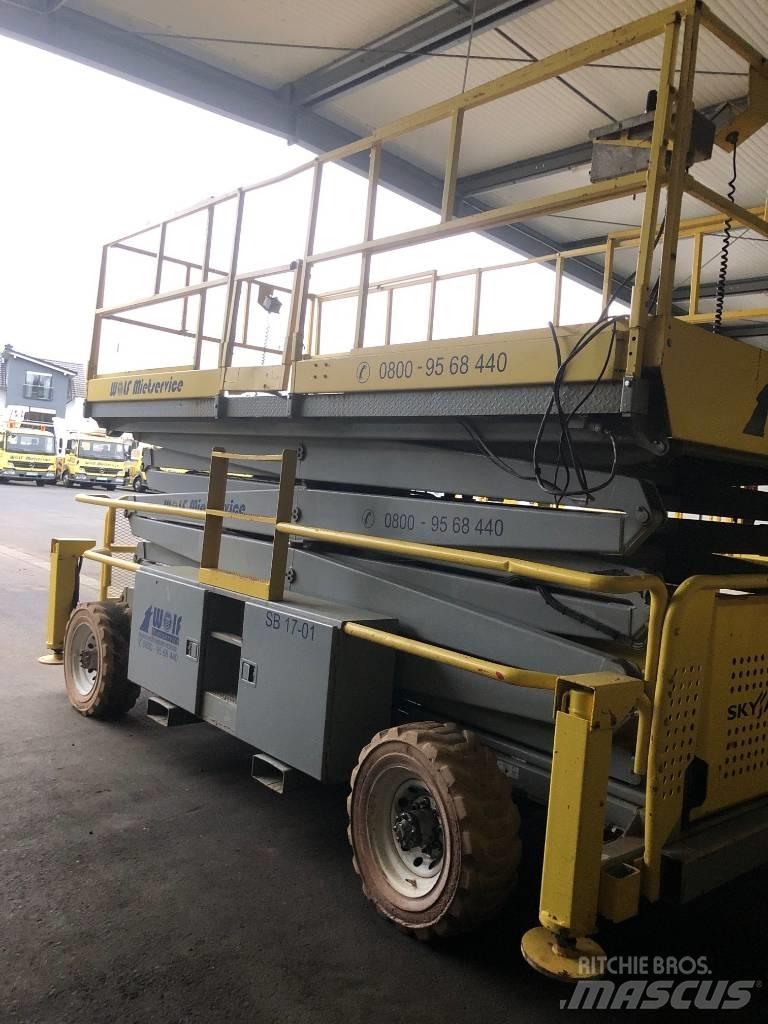SkyJack SJ 9250 RT Saxliftar